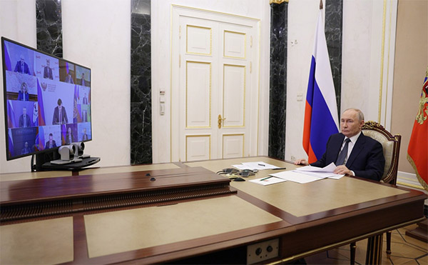 Russia Bans Diesel Exports, To Import Fuel Amid Ukraines Attacks