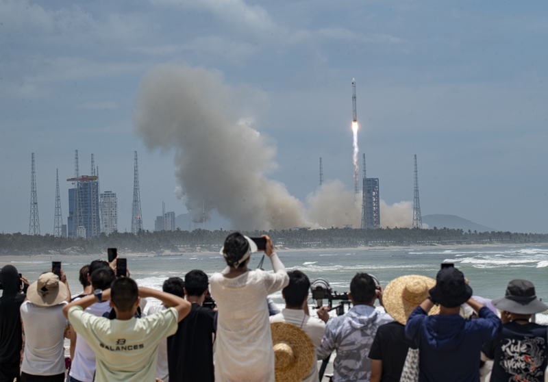 Chinas Controlled Rocket Recovery: A New Era in Aerospace