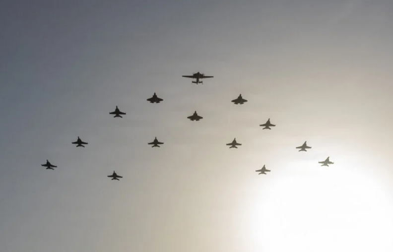 US Prepares for Military Action in Iran Tensions, Seeks Diplomatic Solutions