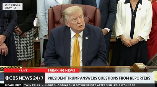 Trump Threatens Death Strike Against Iran, Hints at De-escalation Through Dialogue