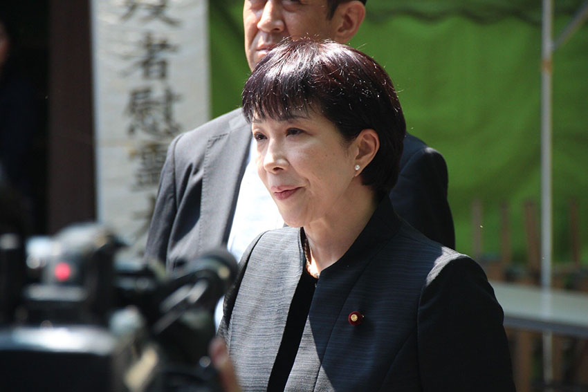 Japanese PMs Yasukuni Shrine Visit Sparks Controversy