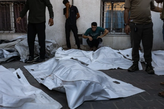 Israel Air Strike in Gaza Cafe, 7 Deaths Reported