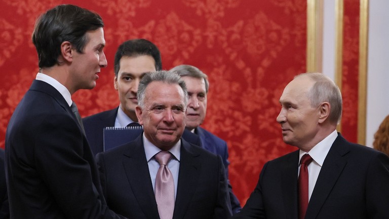 Putin Meets with U.S. Envoy in Moscow Amidst Tensions over Ukraine