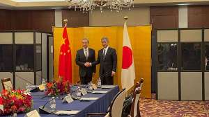 Japan-China Relations: Senior Officials Meet Amidst Tensions