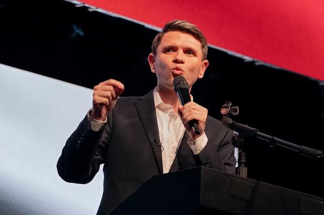 AIs Impact on U.S. Midterm Elections: Misinformation, Deception and the Rise of Chatbot Influence